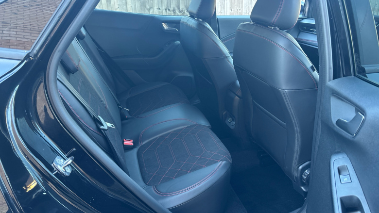 Ford Puma 1.0 EcoBoost Hybrid mHEV ST-Line X 5dr Petrol Hatchback